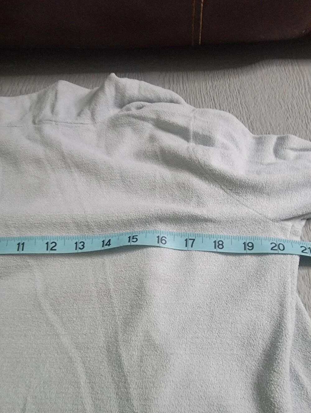 ♡Barefoot Dreams Light Gray Women's‎ Cardigan Sweater, Minor Wash Wear.